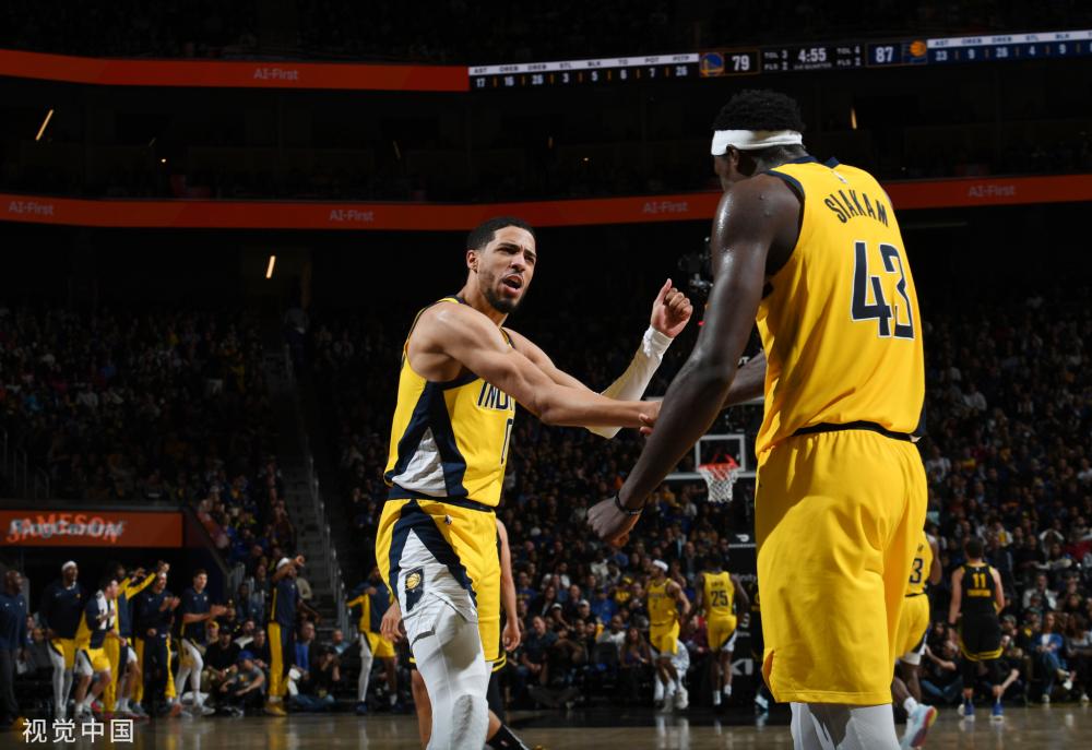 现了不屈不 现了不屈不