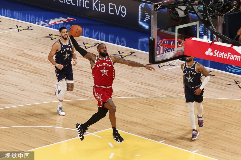 续在球场上 续在球场上