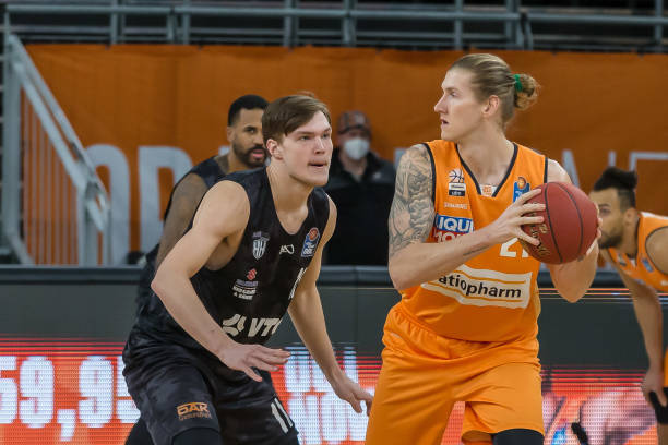 防守与进攻 防守与进攻