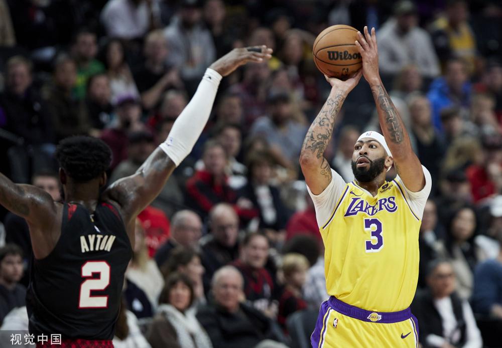 也凸显了足 也凸显了足