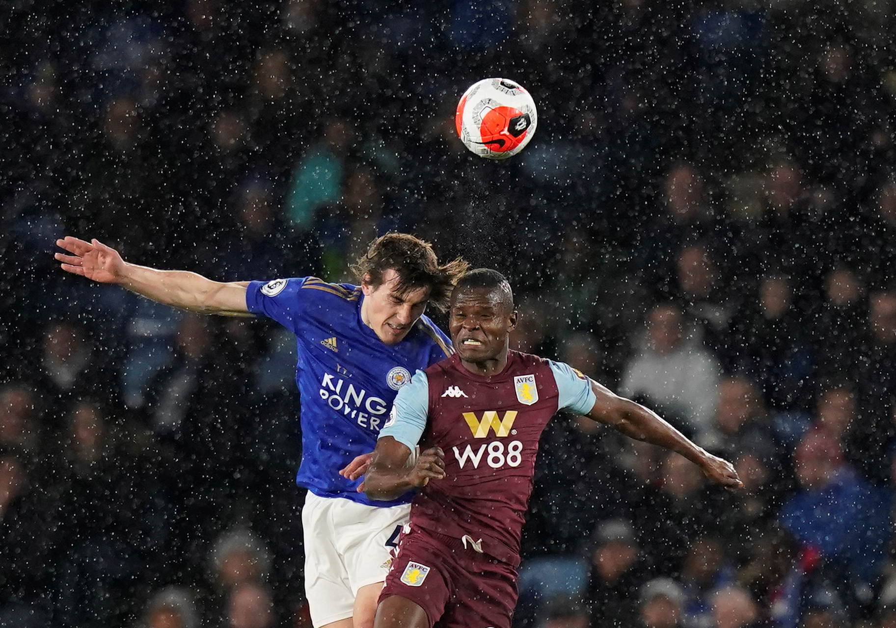 在这篇稿件 在这篇稿件