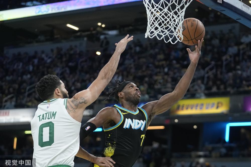 为全场焦点 为全场焦点