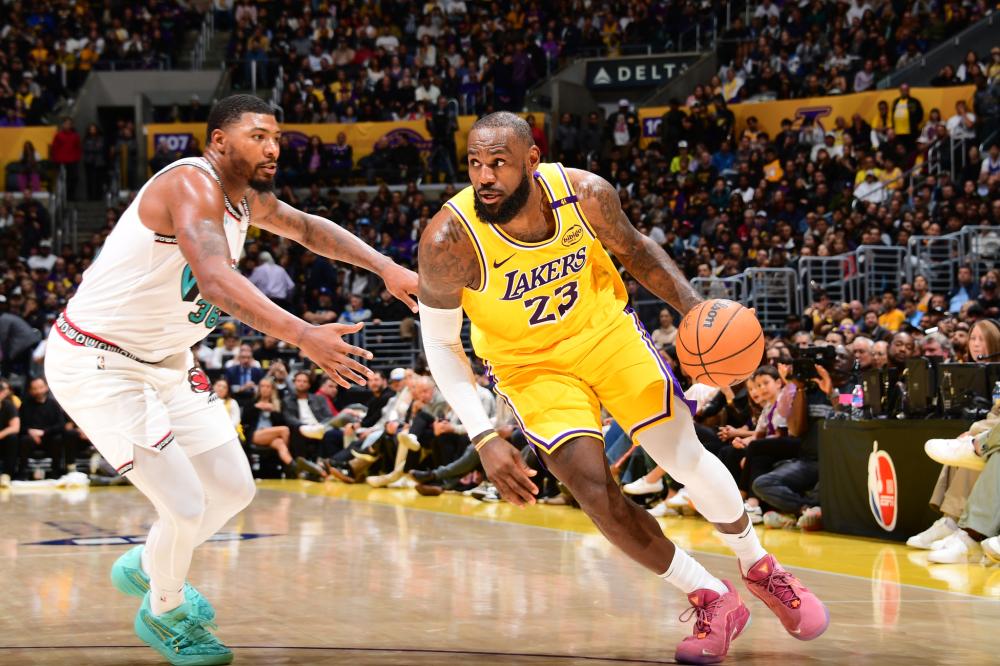 根据知名足 根据知名足